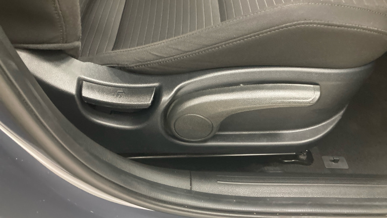 Hyundai i20 1.0T GDi 48V MHD Premium 5dr Petrol Hatchback